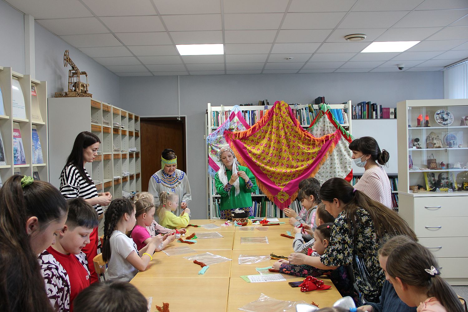 Кукла на ладошке