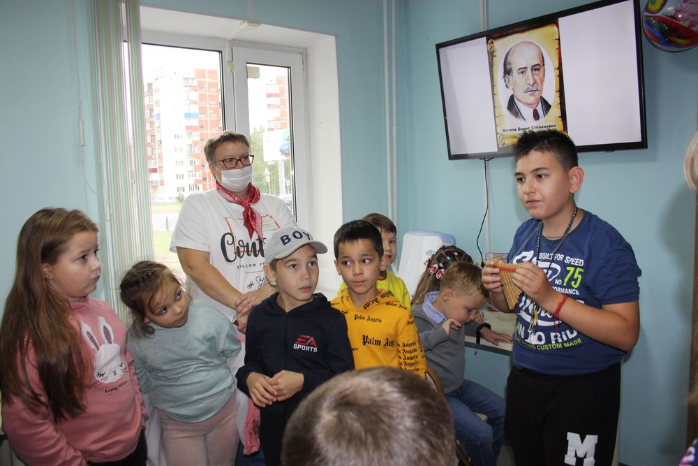 Никита Колпащиков. Игра на панфлейте