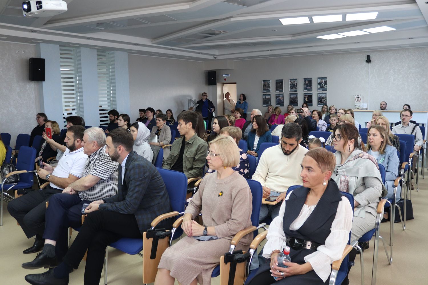 гости литературно-музыкального твечера