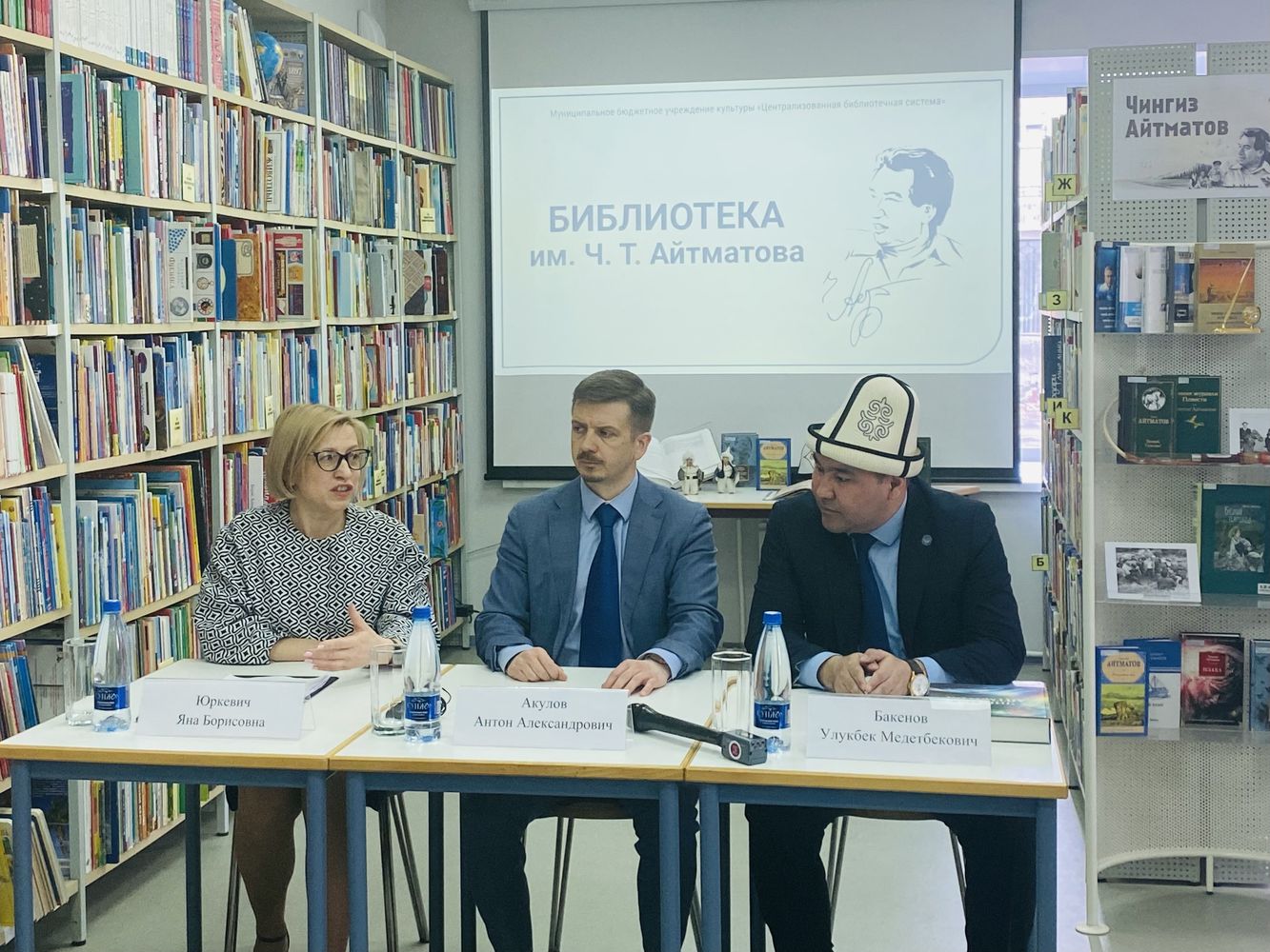 Участники брифинга