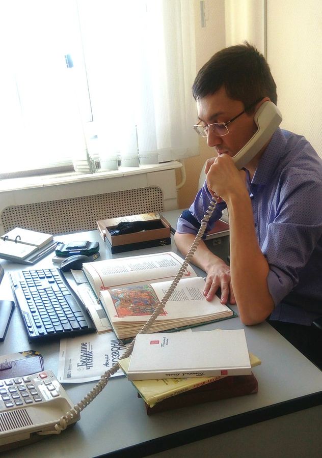 Акция «Позвони поэту»