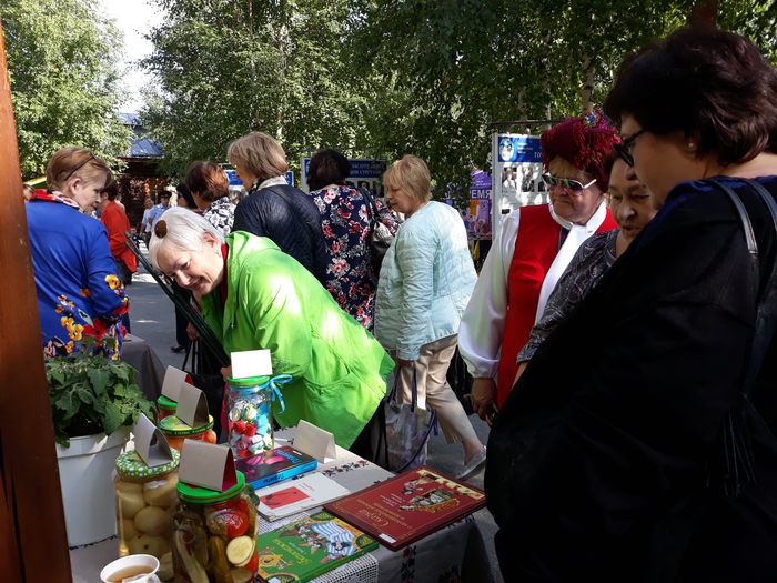 Посетители выставки