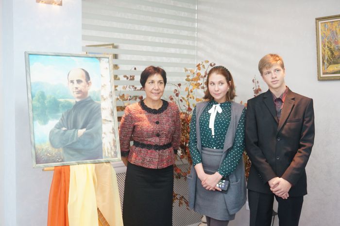 С.А. Тюрморезова со студентами Политехнического колледжа