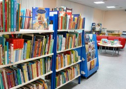 Зал детской литературы в Центральной городской библиотеке