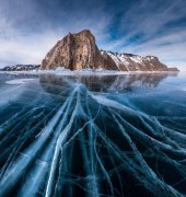 Байкал во льду